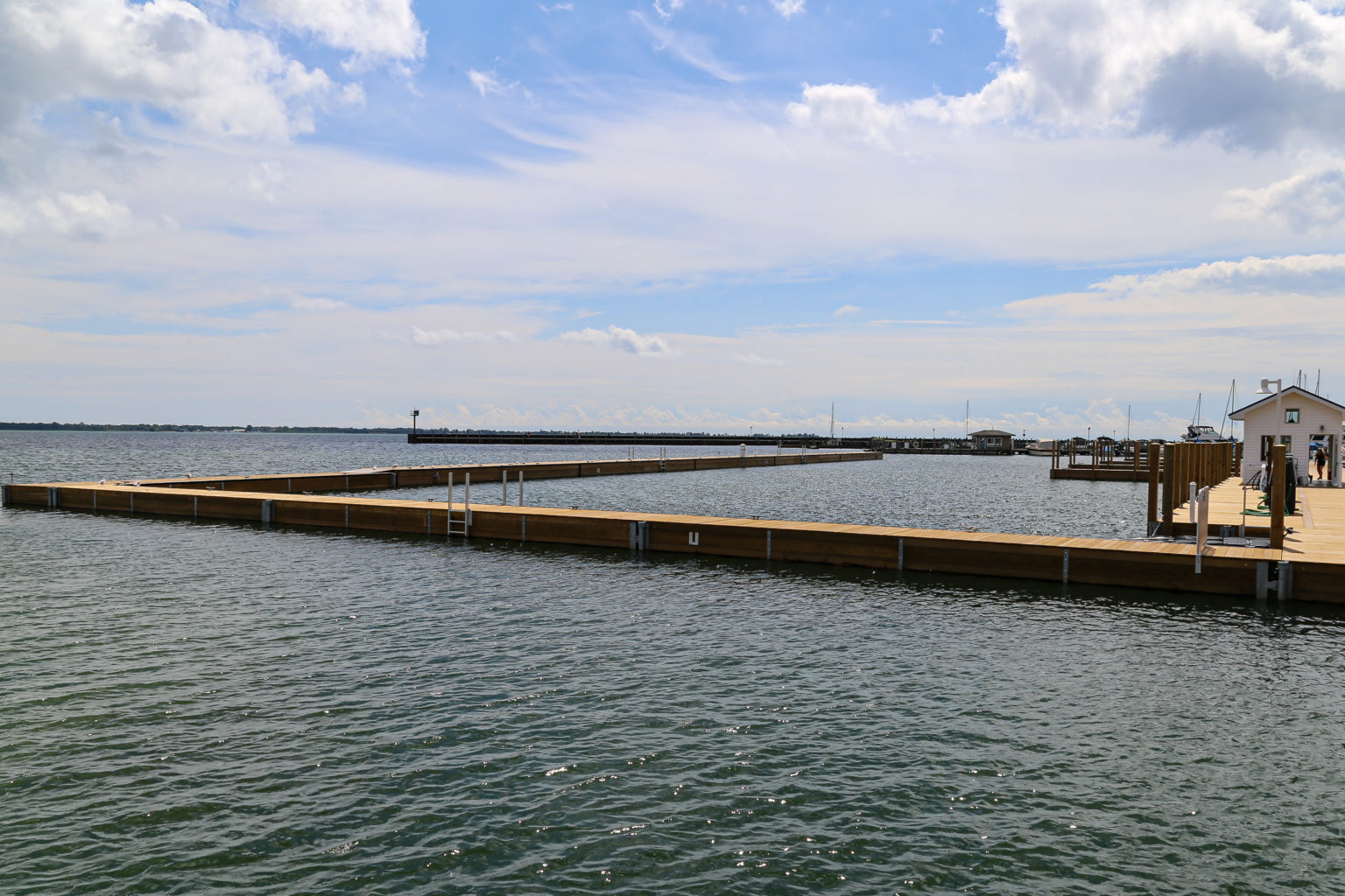 Floating Wave Attenuators